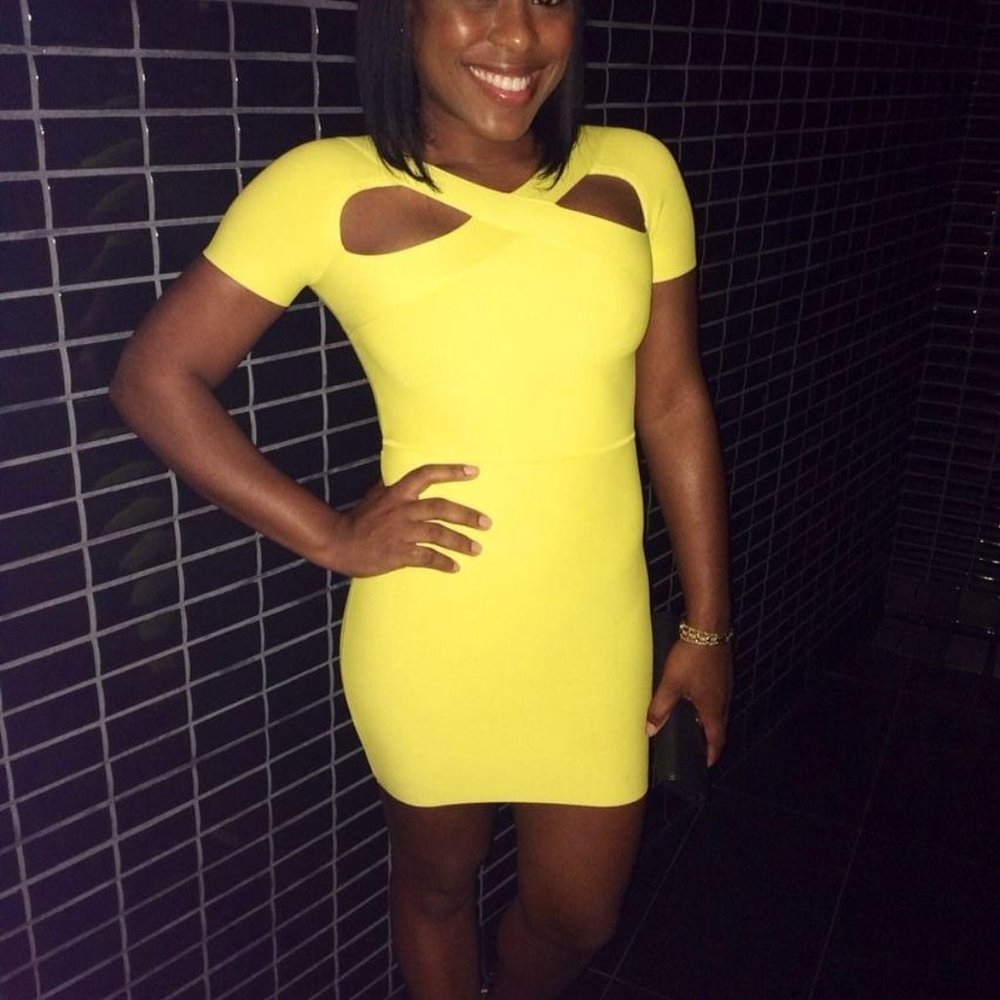 BCBG MAXAZARIA BANDAGE CUT OUT MINI DRESS XXS